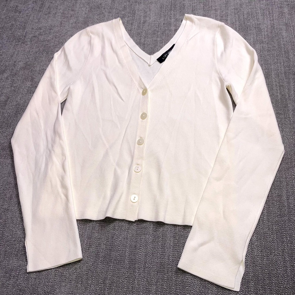 Loft Versa Cardigan Sweater Womens Medium White Rayon V Neck Warm Button Front